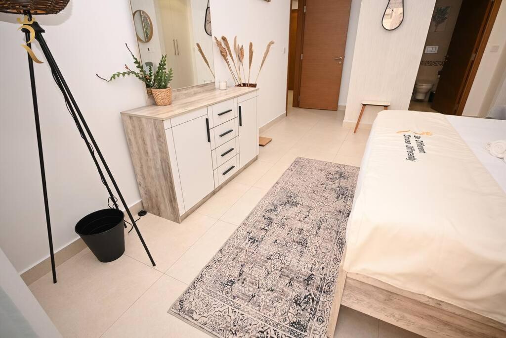 Yas Natura Bliss 1Br Apartment อาบูดาบี ภายนอก รูปภาพ